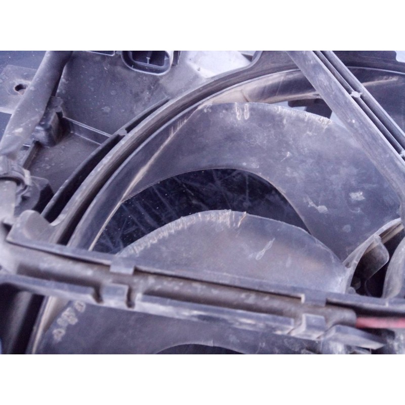 Recambio de electroventilador para peugeot 3008 suv referencia OEM IAM 9806313580  