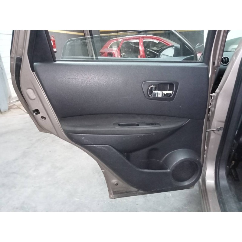 Recambio de guarnecido puerta trasera izquierda para nissan qashqai (j10) acenta referencia OEM IAM   