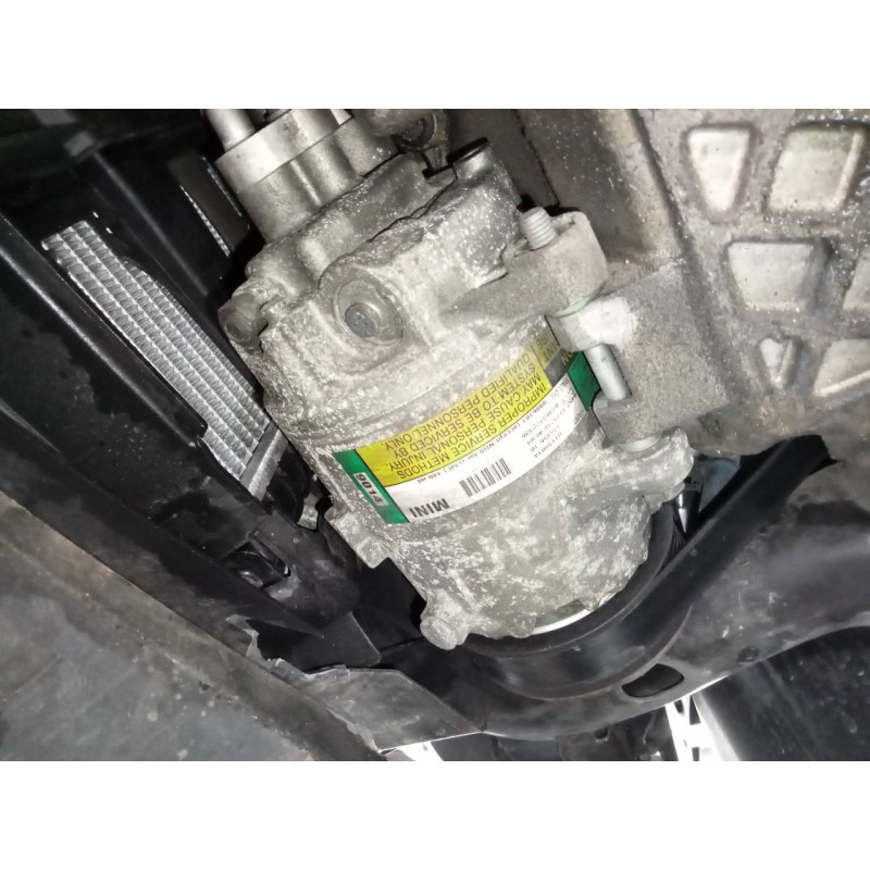 Recambio de compresor aire acondicionado para bmw mini (r50,r53) cooper referencia OEM IAM 11645610  