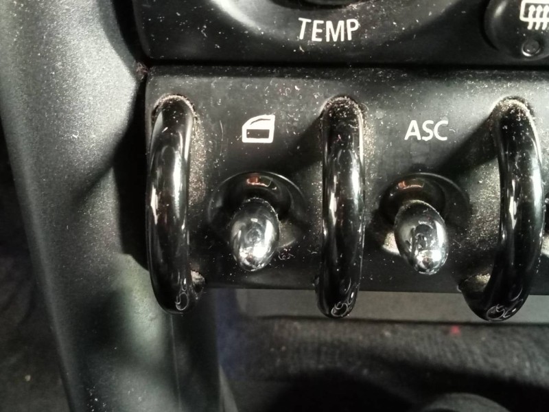 Recambio de mando elevalunas delantero izquierdo para bmw mini (r50,r53) cooper referencia OEM IAM   