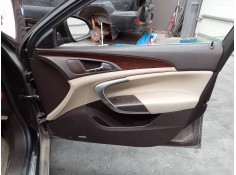 GUARNECIDO PUERTA DELANTERA DERECHA 