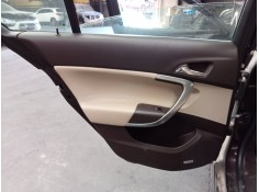 GUARNECIDO PUERTA TRASERA IZQUIERDA 