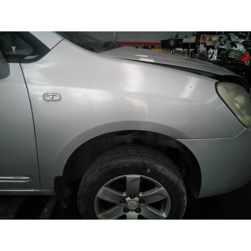 Recambio de aleta delantera derecha para kia carens (un) referencia OEM IAM   