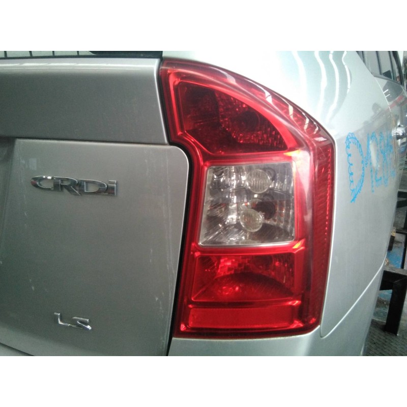 Recambio de piloto trasero derecho para kia carens (un) referencia OEM IAM   