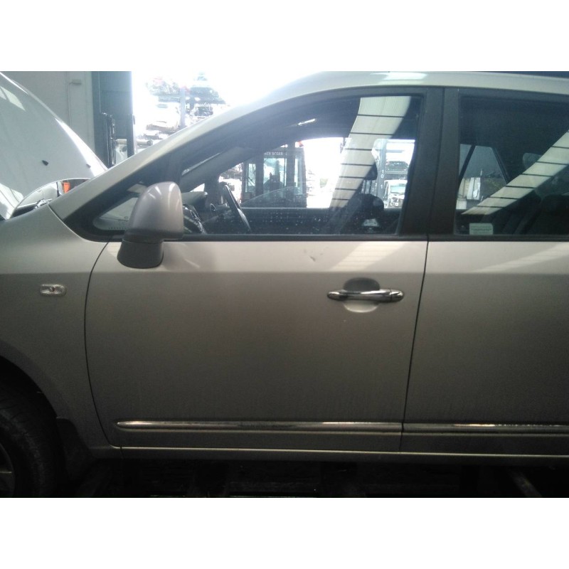 Recambio de puerta delantera izquierda para kia carens (un) referencia OEM IAM   