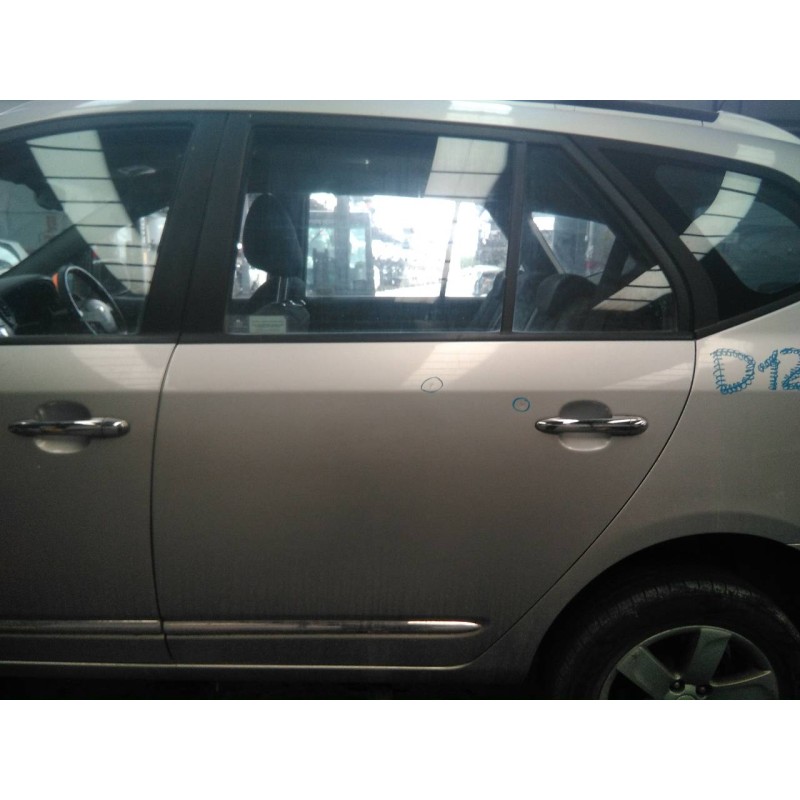 Recambio de puerta trasera izquierda para kia carens (un) referencia OEM IAM   