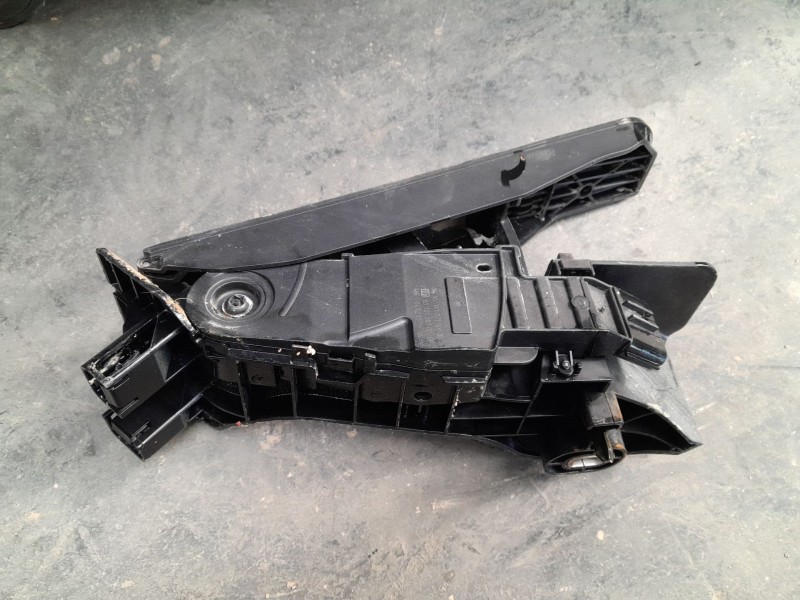 Recambio de pedal acelerador para volkswagen tiguan trend referencia OEM IAM   