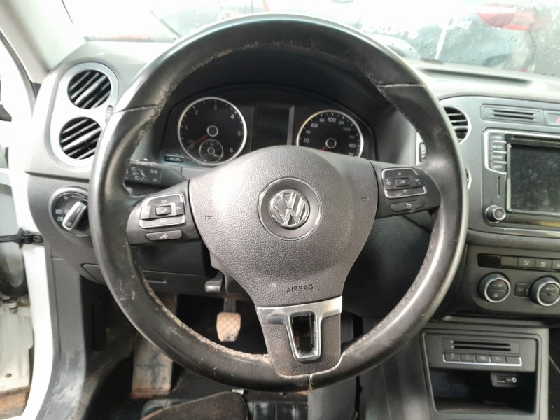 Recambio de volante para volkswagen tiguan trend referencia OEM IAM   