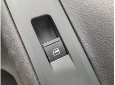 MANDO ELEVALUNAS DELANTERO DERECHO 