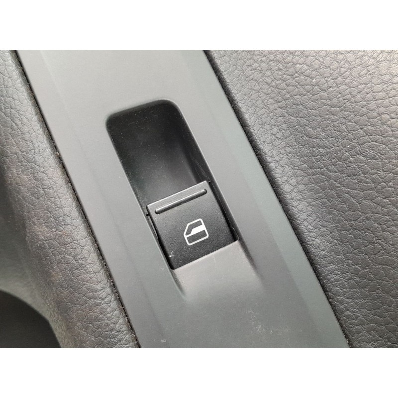 Recambio de mando elevalunas delantero derecho para volkswagen tiguan trend referencia OEM IAM   