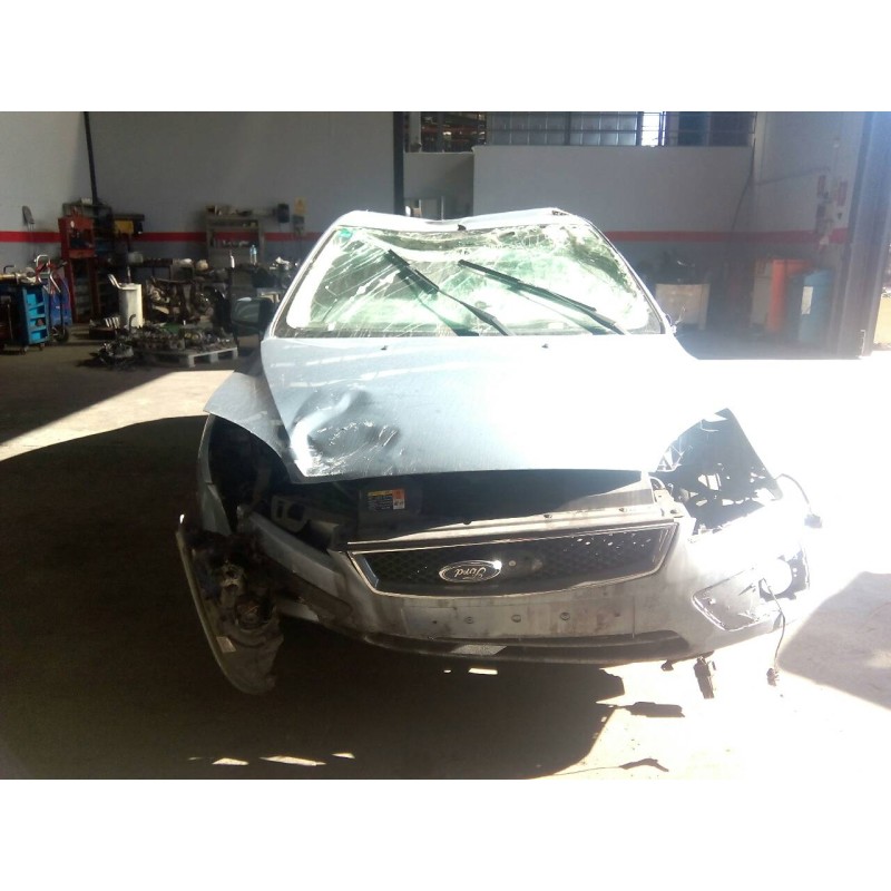ford focus berlina (cap) del año 2004