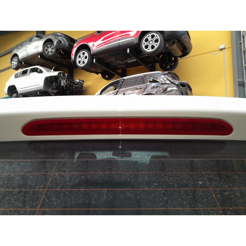 Recambio de luz central de freno para volkswagen tiguan trend referencia OEM IAM   