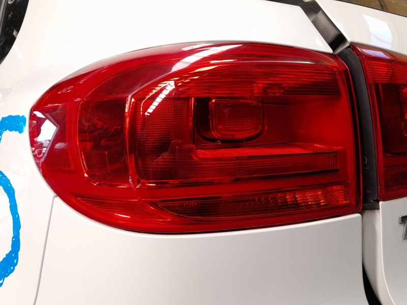 Recambio de piloto trasero izquierdo para volkswagen tiguan trend referencia OEM IAM   