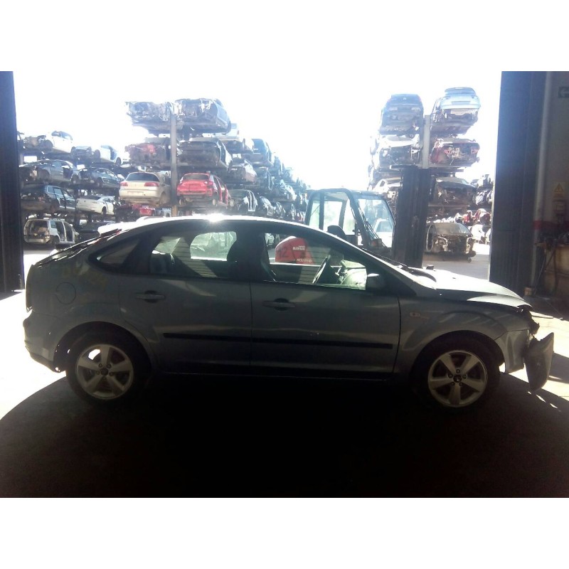 ford focus berlina (cap) del año 2004