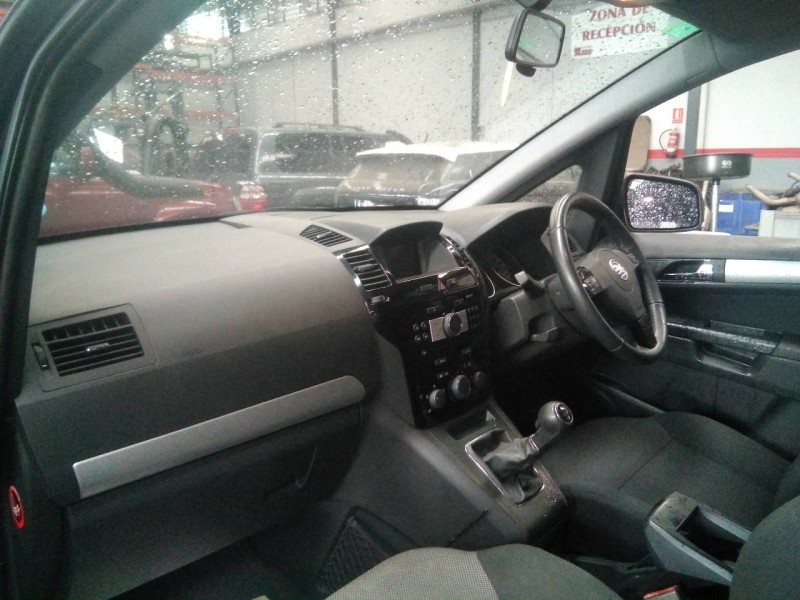 opel zafira b del año 2011