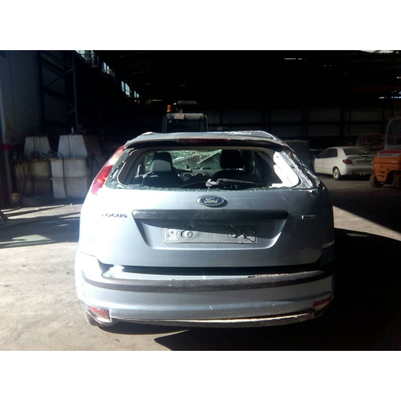 ford focus berlina (cap) del año 2004