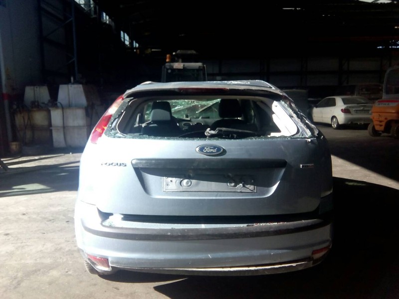 ford focus berlina (cap) del año 2004