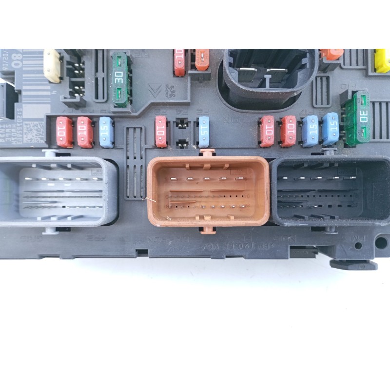 Recambio de caja reles / fusibles para peugeot 307 break / sw (s1) 1.6 hdi referencia OEM IAM 9664055780  