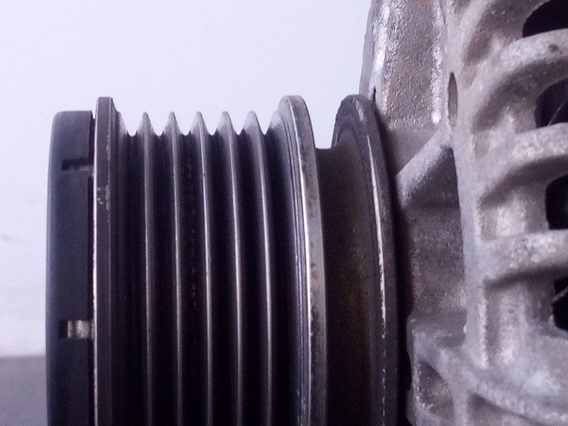 Recambio de alternador para nissan micra (k12e) acenta referencia OEM IAM   