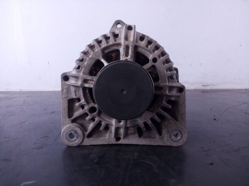 Recambio de alternador para nissan micra (k12e) acenta referencia OEM IAM   