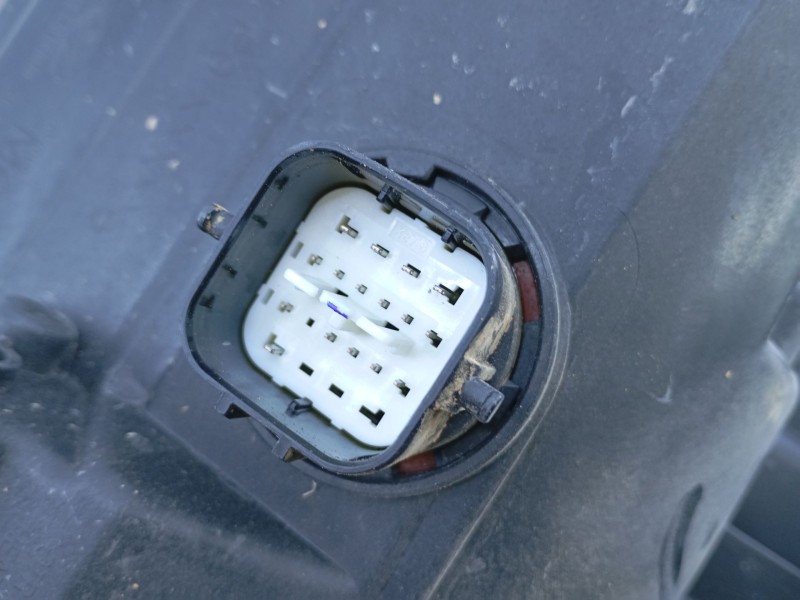 Recambio de faro izquierdo xenon para hyundai kona 2 1.0 tgdi referencia OEM IAM XB3K356  