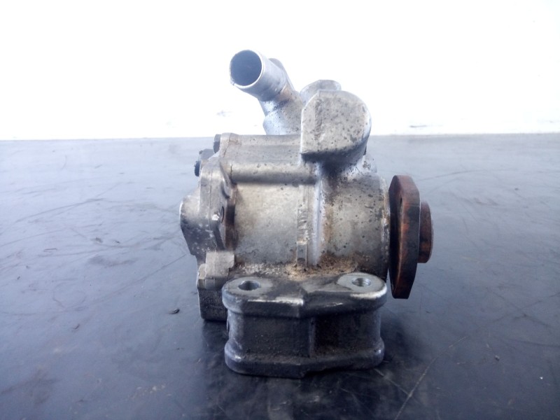 Recambio de bomba direccion para mercedes clase c (w203) berlina 270 cdi (203.016) referencia OEM IAM   