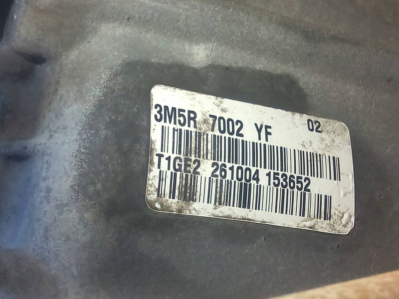 ford focus berlina (cap) del año 2004