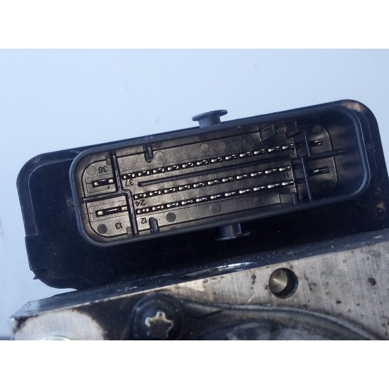 Recambio de abs para renault kadjar limited referencia OEM IAM 476601356R  