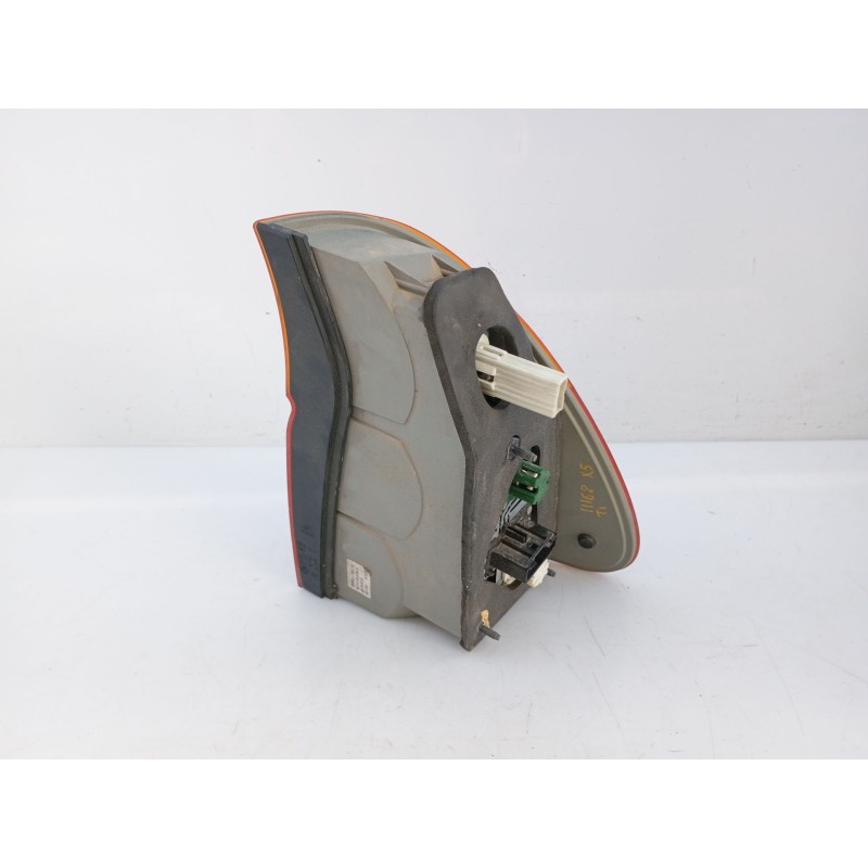 Recambio de piloto trasero izquierdo para bmw x5 (e53) 3.0i referencia OEM IAM 6321715838705  