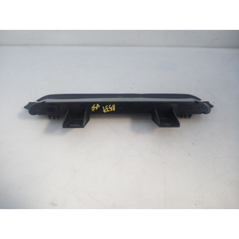 Recambio de luz central de freno para volvo v50 familiar 2.0 d kinetic referencia OEM IAM 8620290  