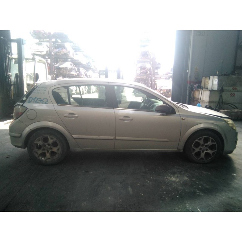 opel astra h berlina del año 2005