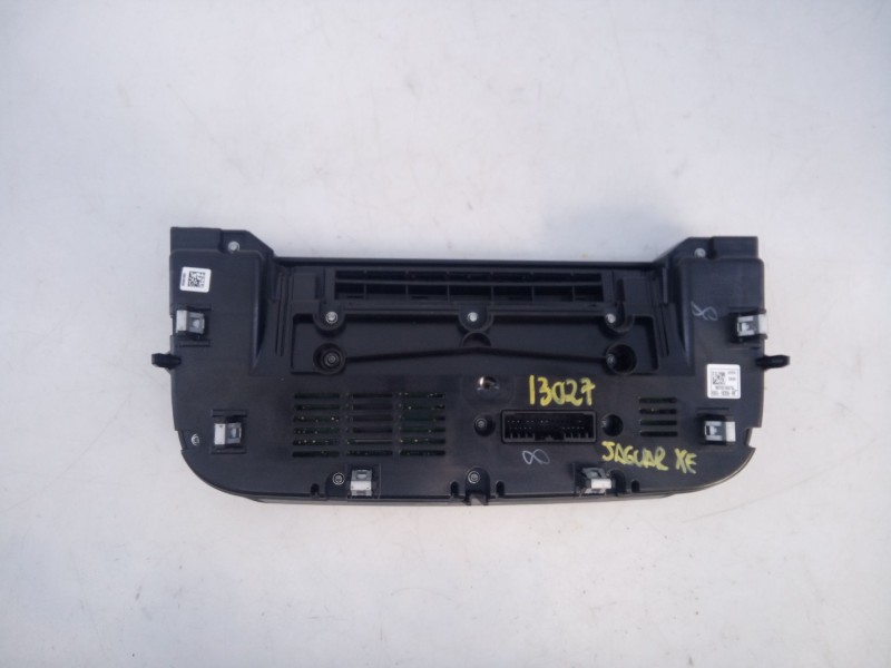 Recambio de mando climatizador para jaguar xe prestige referencia OEM IAM   