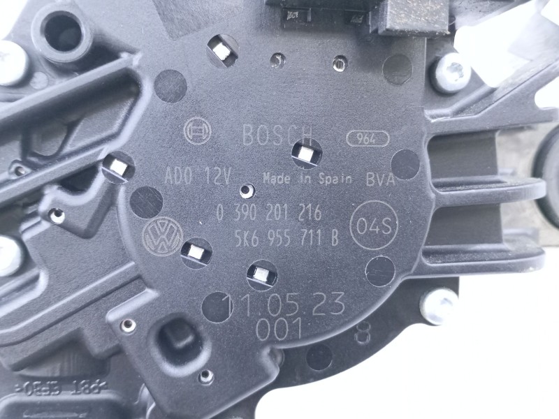 Recambio de motor limpia trasero para volkswagen polo (6r1) trend referencia OEM IAM 5K6955711B  