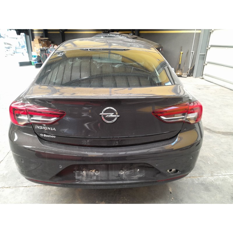 opel insignia del año 2020