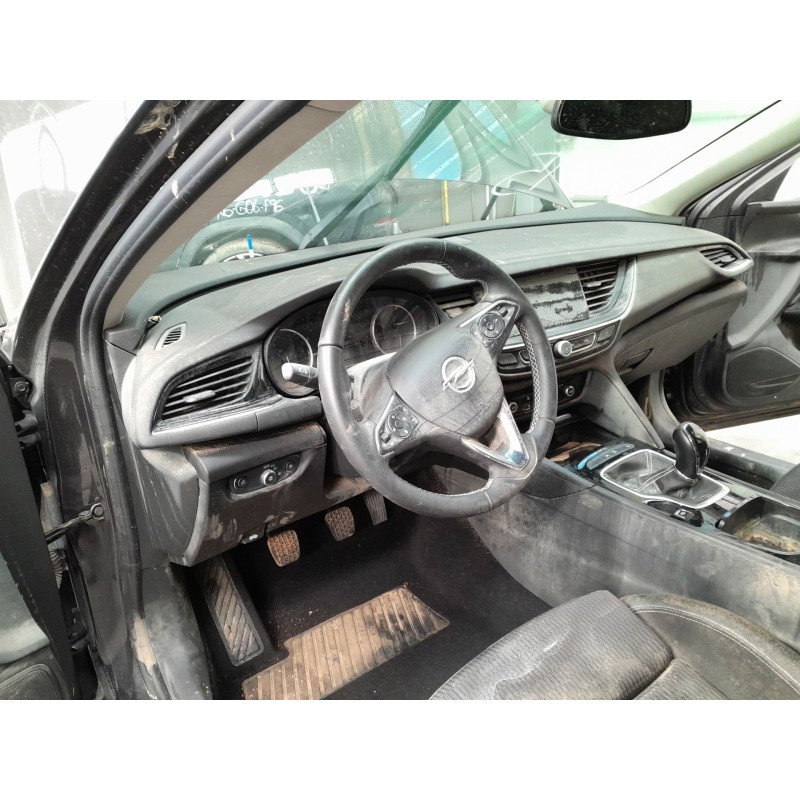 opel insignia del año 2020