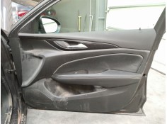 GUARNECIDO PUERTA DELANTERA DERECHA 