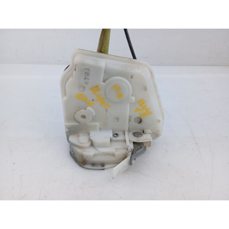 Recambio de cerradura puerta trasera derecha para mazda cx-5 style 4wd referencia OEM IAM   