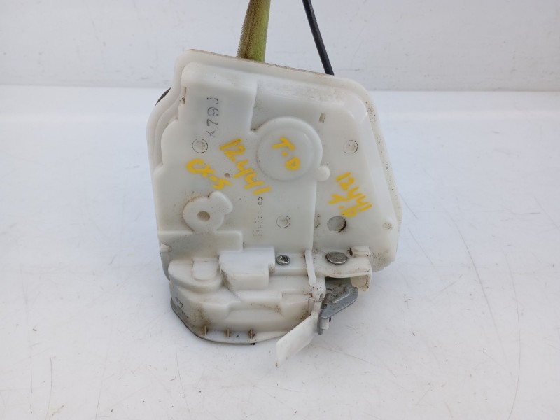 Recambio de cerradura puerta trasera derecha para mazda cx-5 style 4wd referencia OEM IAM   