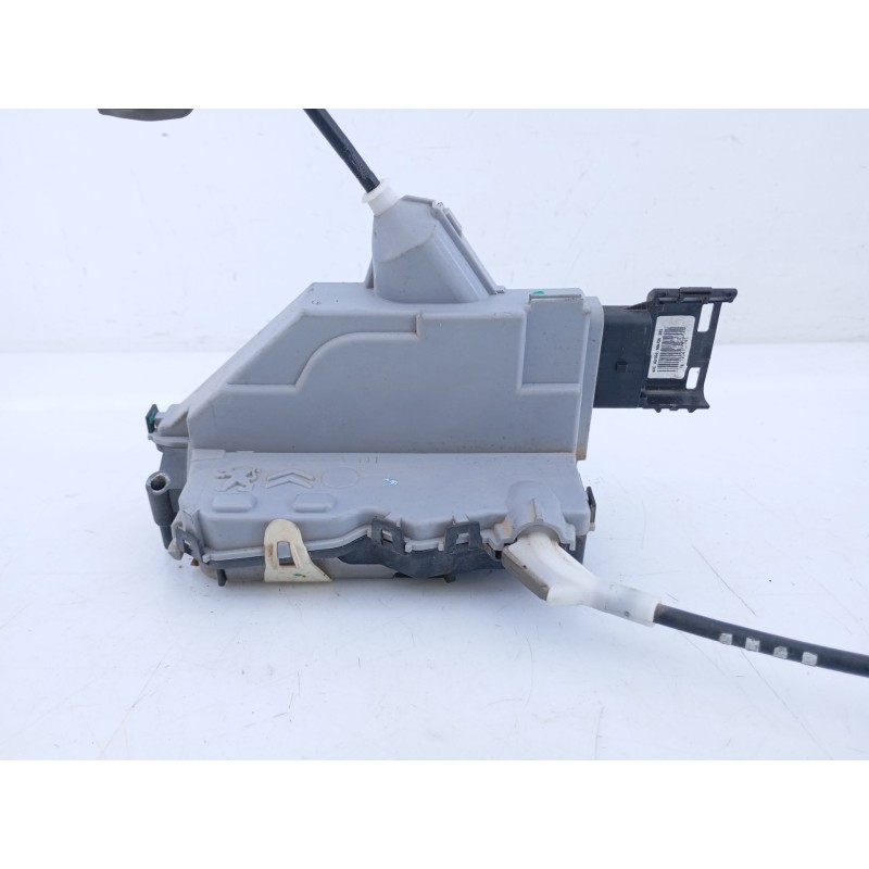 Recambio de cerradura puerta trasera derecha para peugeot 508 active referencia OEM IAM 9800626380  
