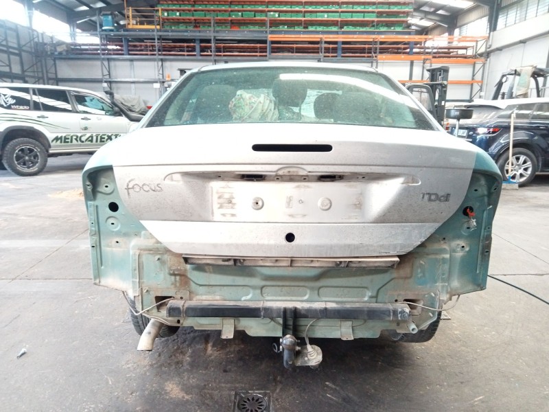 ford focus berlina (cak) del año 1998