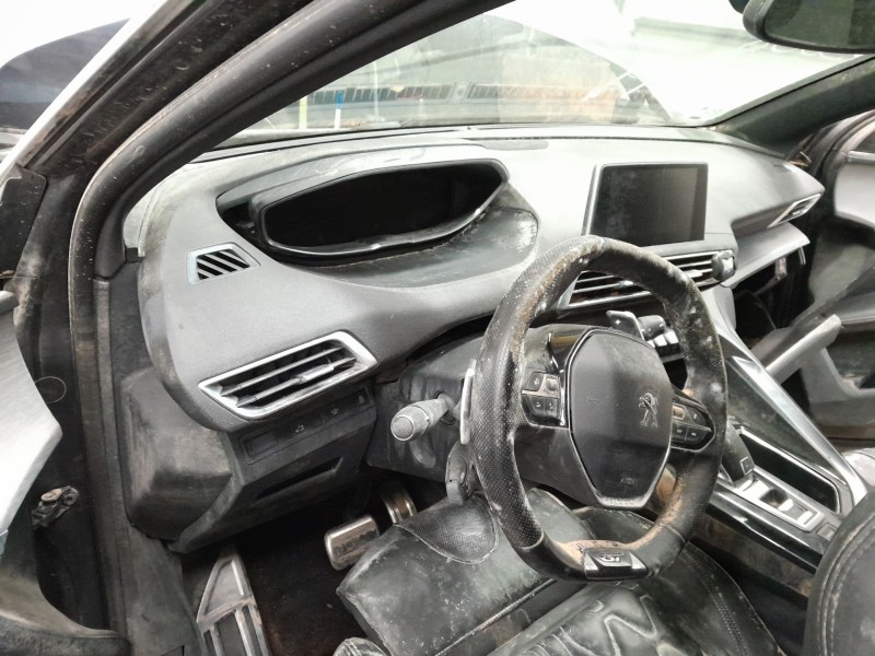 peugeot 3008 ii van gt del año 2018