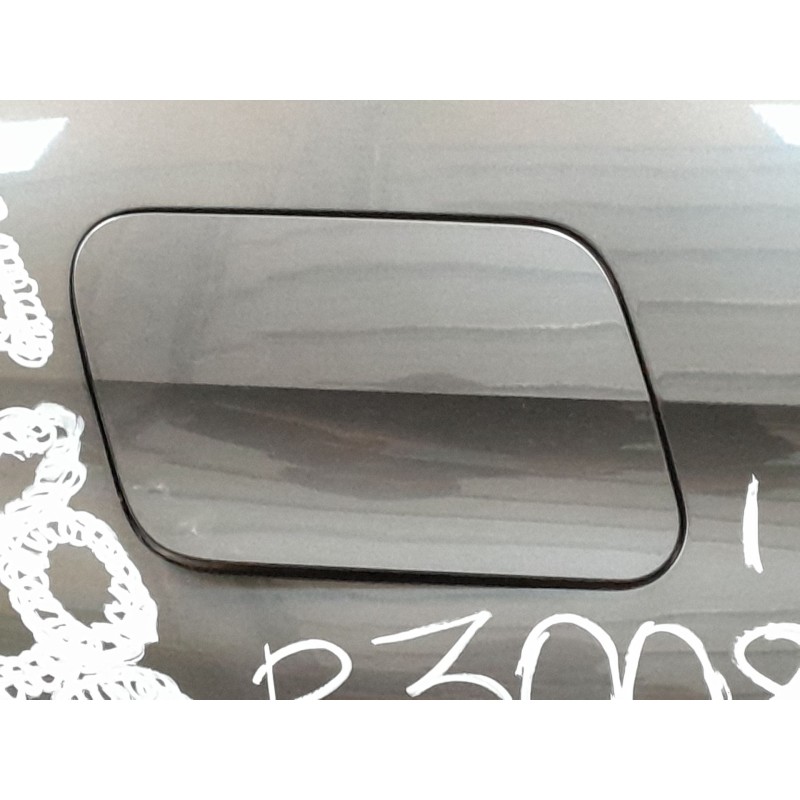 Recambio de tapa exterior combustible para peugeot 3008 ii van gt 3008 gt referencia OEM IAM   
