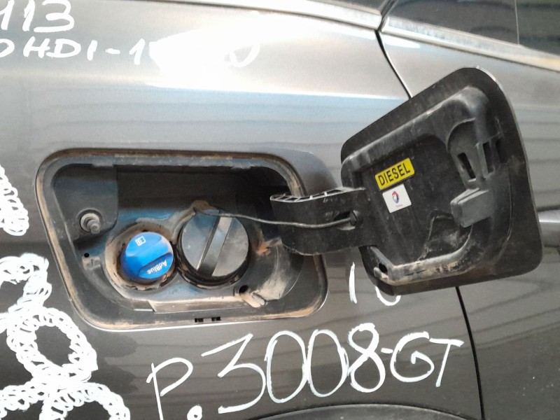 Recambio de tapa exterior combustible para peugeot 3008 ii van gt 3008 gt referencia OEM IAM   
