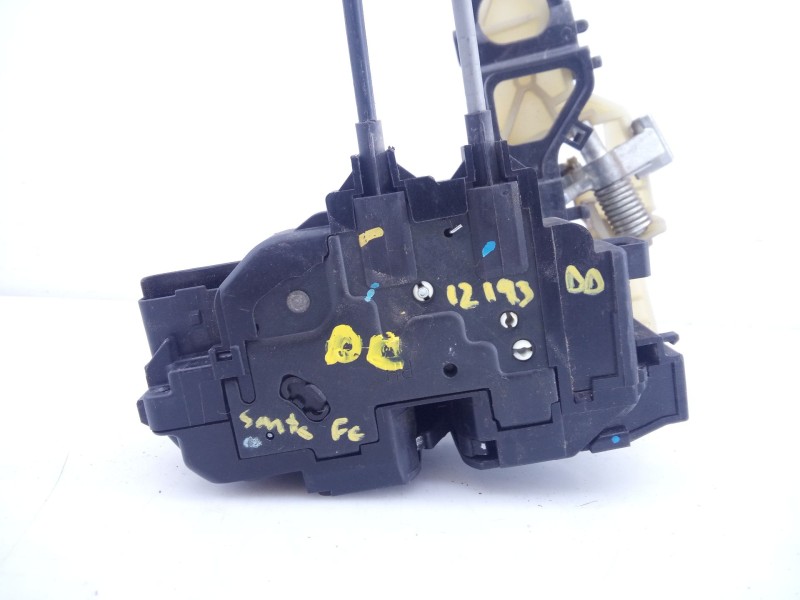 Recambio de cerradura puerta delantera derecha para hyundai santa fe (bm) 2.2 crdi style 4x4 referencia OEM IAM 813202B030CFG  