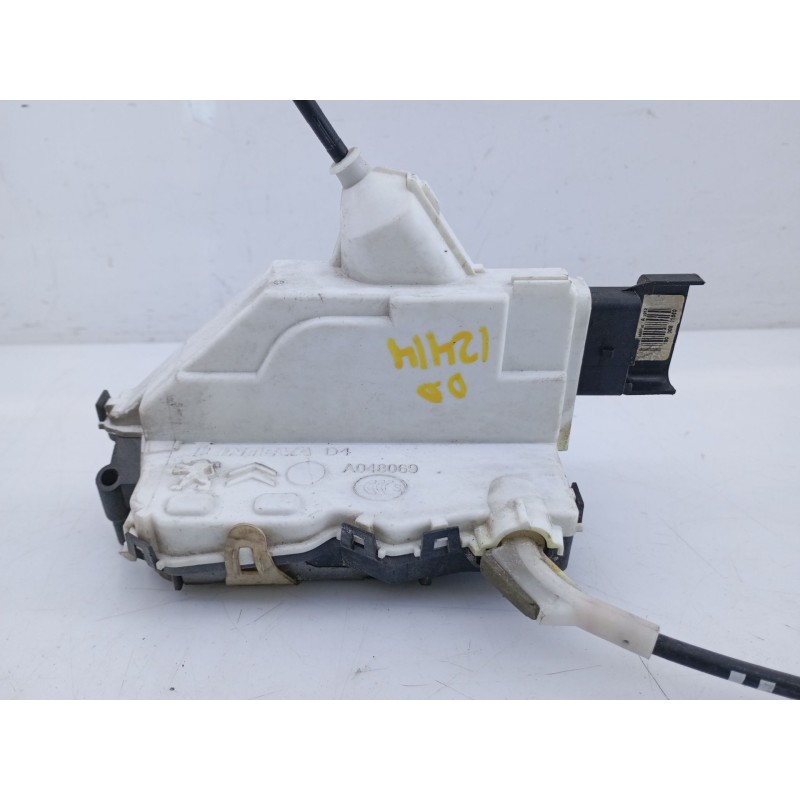 Recambio de cerradura puerta delantera derecha para peugeot 508 allure hybrid4 referencia OEM IAM 006257 5183M086011 
