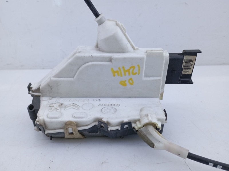 Recambio de cerradura puerta delantera derecha para peugeot 508 allure hybrid4 referencia OEM IAM 006257 5183M086011 