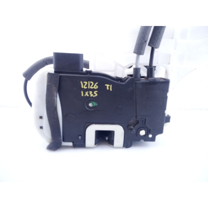 Recambio de cerradura puerta trasera izquierda para hyundai ix35 classic 2wd referencia OEM IAM   