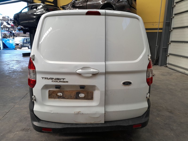 ford transit courier del año 2014