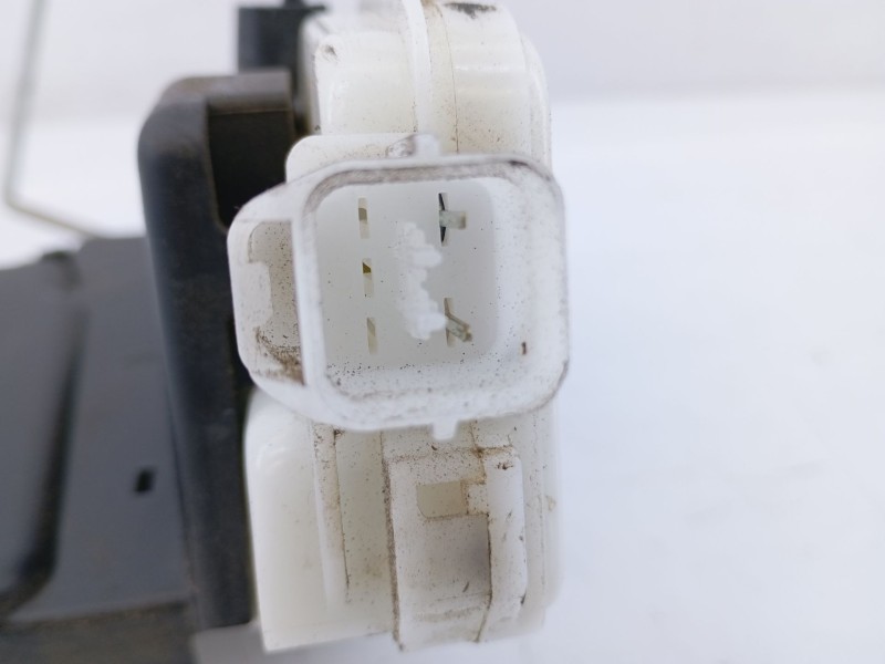 Recambio de cerradura puerta delantera derecha para mitsubishi montero (v80/v90) 3.2 di-d intense (3-ptas.) referencia OEM IAM  