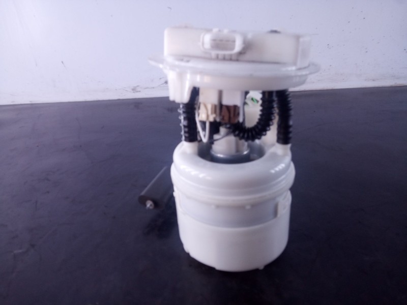 Recambio de aforador para dacia sandero ambiance referencia OEM IAM 172022377R 0974652990001 